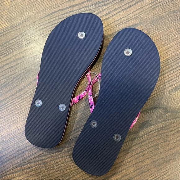 NWOT Vera Bradley Flamingo Fiesta Flip Flops 9-10 Navy Pink - Picture 7 of 8